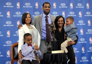 lebron_family