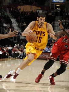 With how much we talk about Omri Casspi, you would think our favorite team is 9 and 29 or something.